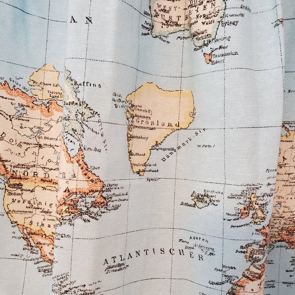 World Map A-Line Skirt Size ~XS - Picture 4 of 9